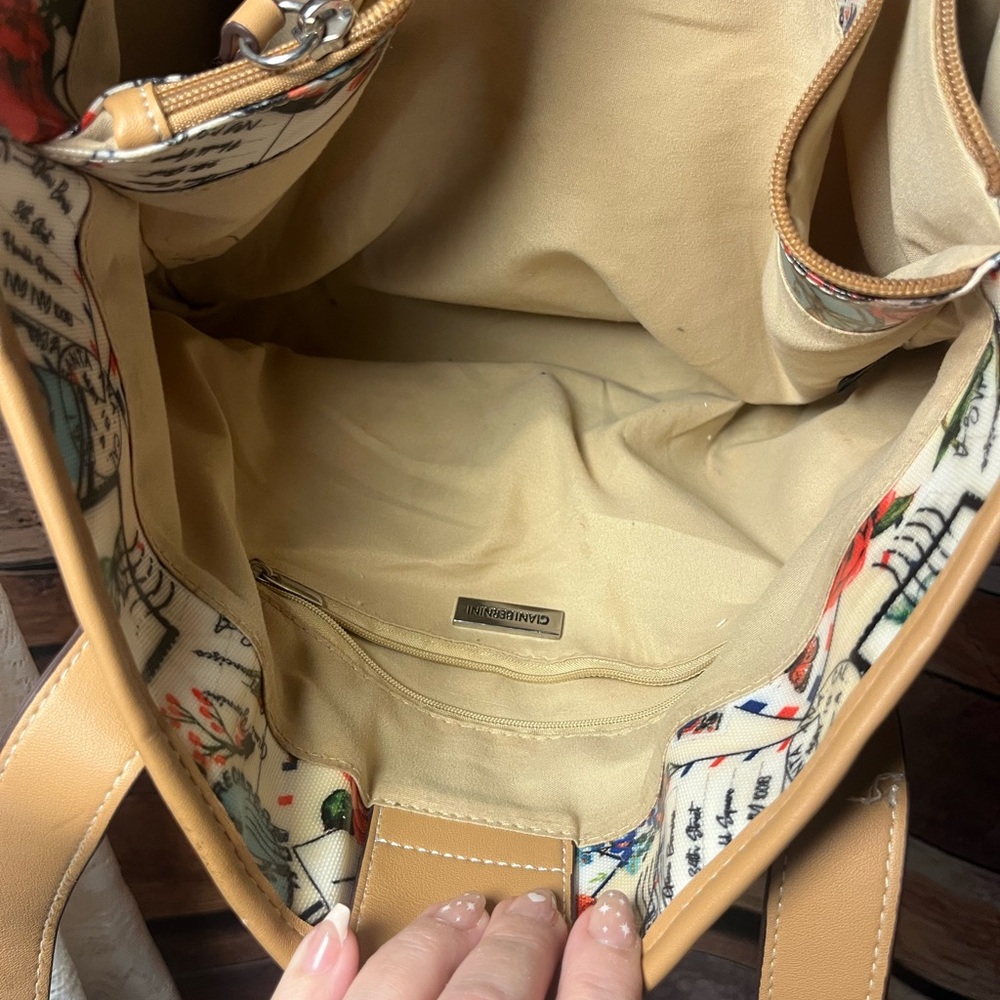 Giani Bernini Coated Postcard Tote Bag - Picture 16 of 16